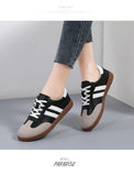 Women Shoes Fashion Casual Flats Vulcanize Shoes Ladies Outdoor Walking Sneakers Women Comfortable Classical Shoes Black White